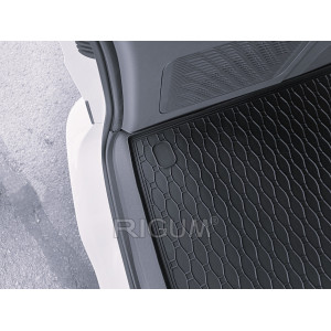 Tavita portbagaj cauciuc VW T7 Caravelle L2 cu 8/9 locuri (Rigum)