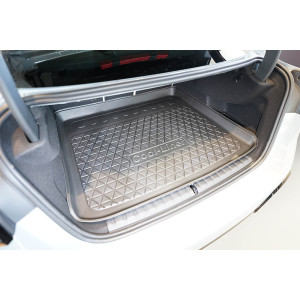 Tava protectie portbagaj BMW 2 F74 Gran Coupe (Aristar Cool Liner) - tavita asezata in portbagaj 1