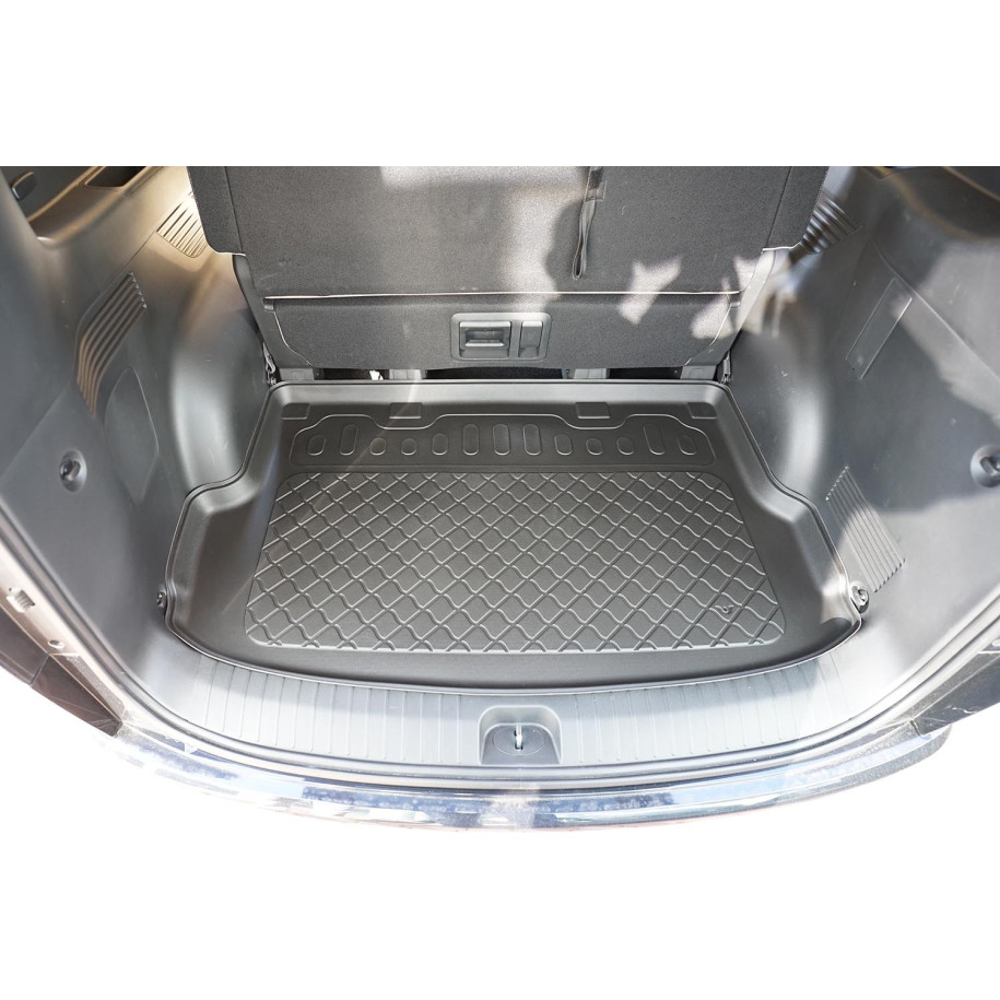 Tavă portbagaj dedicata Hyundai Staria 9 locuri (Aristar Guardliner)