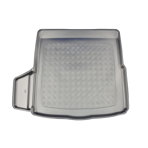 Tavă portbagaj VW Arteon (Aristar Basic) - margini înălțate pentru protectie perfecta