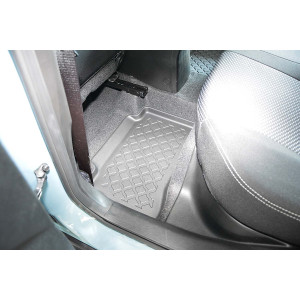 Covorașe Suzuki Vitara III 1.4 Hybrid 2026-prezent, tip tăviță, durabile si ușoare