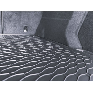 Covoras portbagaj cauciuc dedicat Audi Q5 III, 2025-prezent (Rigum Cehia) - special pe model