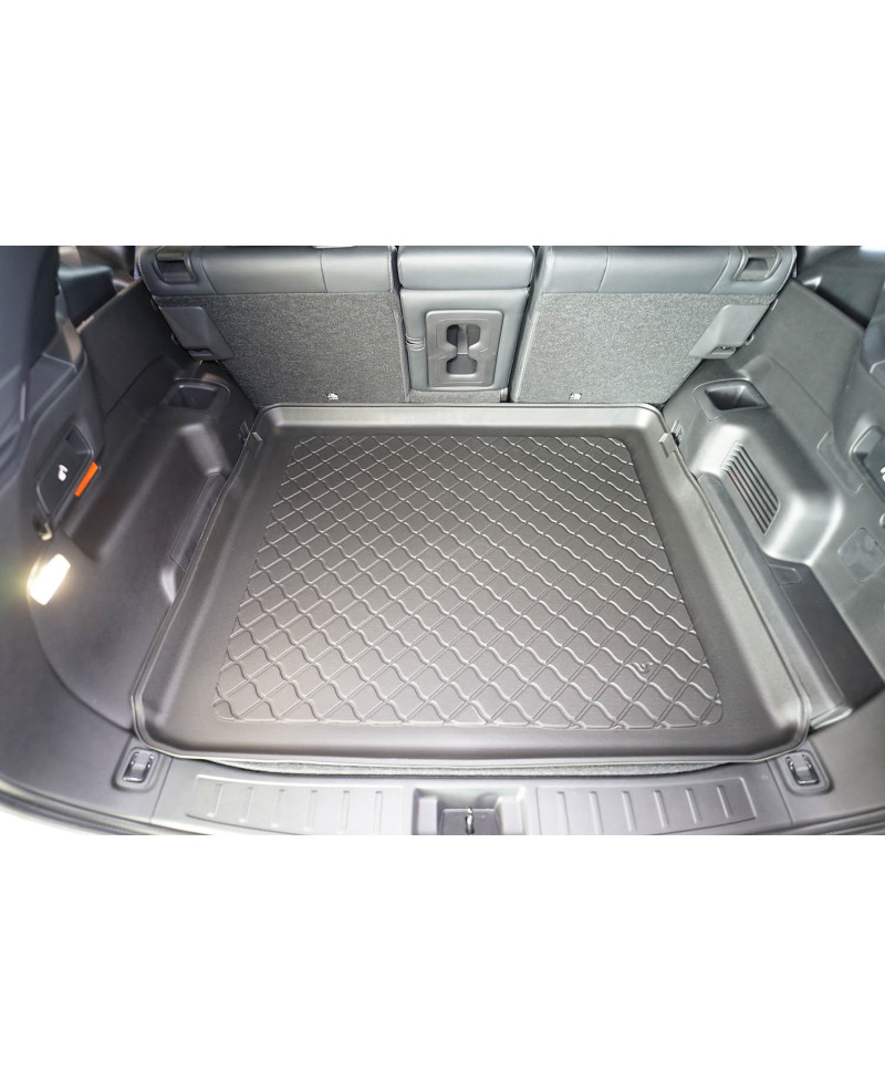 Tavă portbagaj dedicata Mitsubishi Outlander IV Plug-in Hybrid 2022-prezent (Aristar Guardliner)