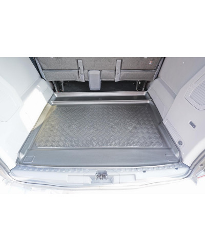 Tavă portbagaj Ford Tourneo Custom II, 2023-prezent (Aristar Basic) - margini înălțate pentru protectie perfecta