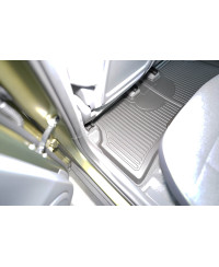 Covorașe tip tăviță Hyundai Inster 2025-prezent - margini înălțate