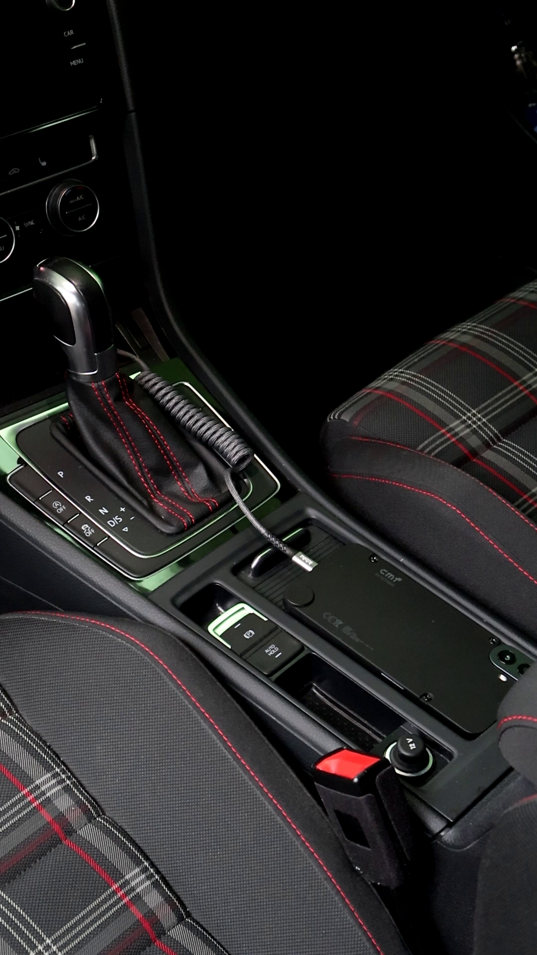 KBLU Loop spiralat in masina.png